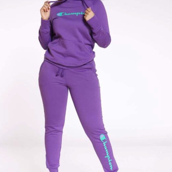 Champion Gorgeous Purple Crush hoodie💜 - Picture 4 of 6
